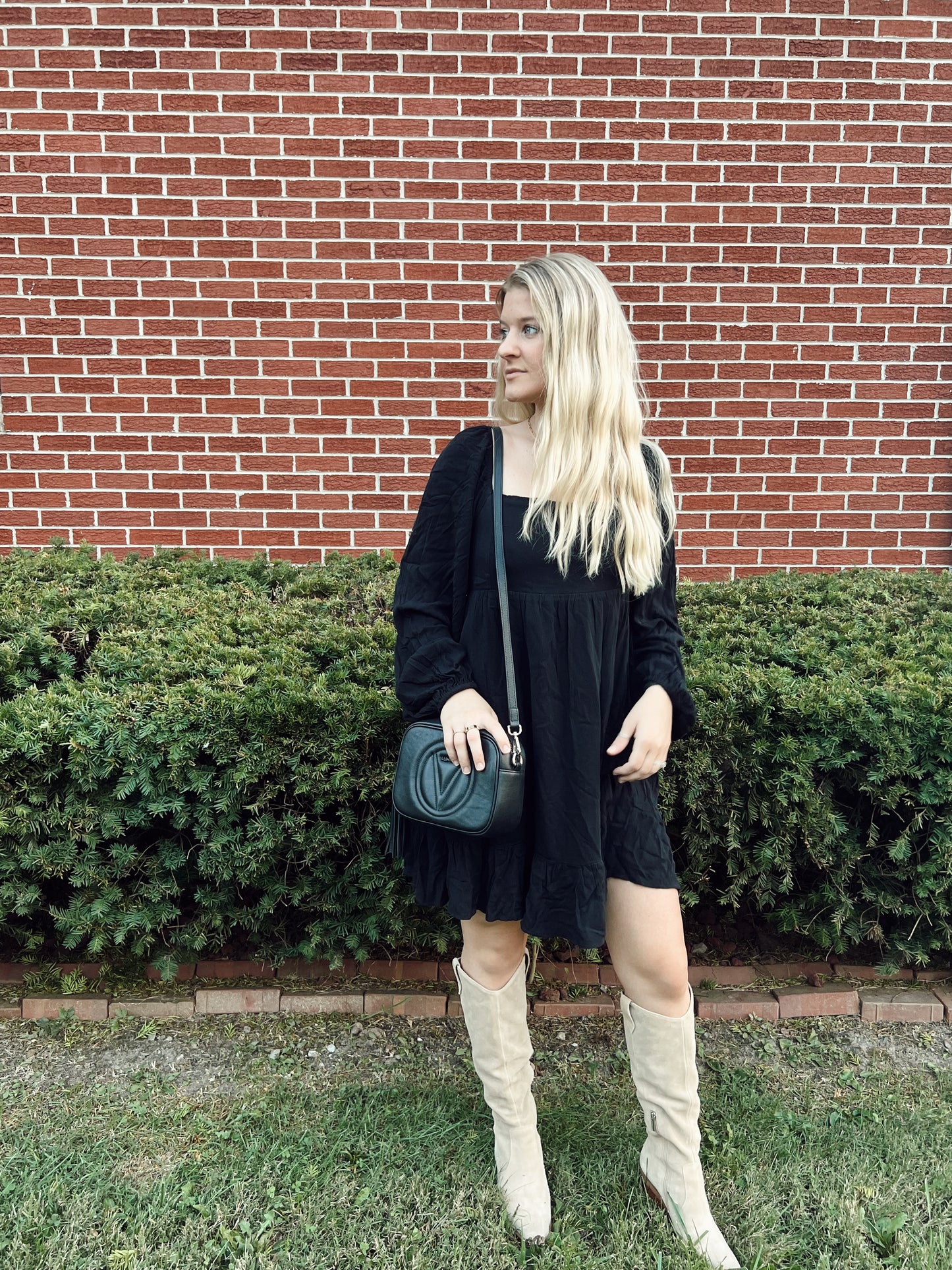 long sleeve basic black dress